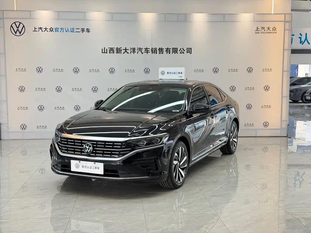 Volkswagen Passat 2023