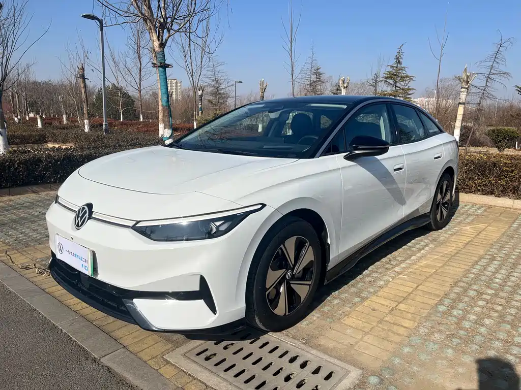 VOLKSWAGEN ID.7 VIZZION