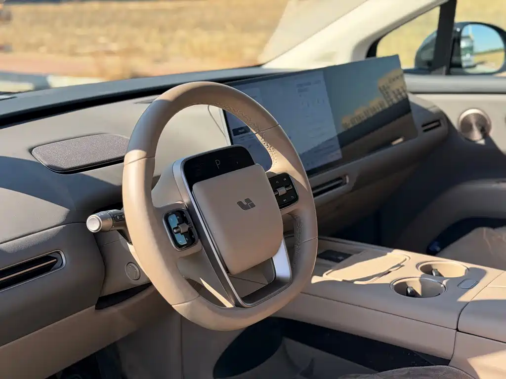 Li Auto Li i8 — миниатюра 19