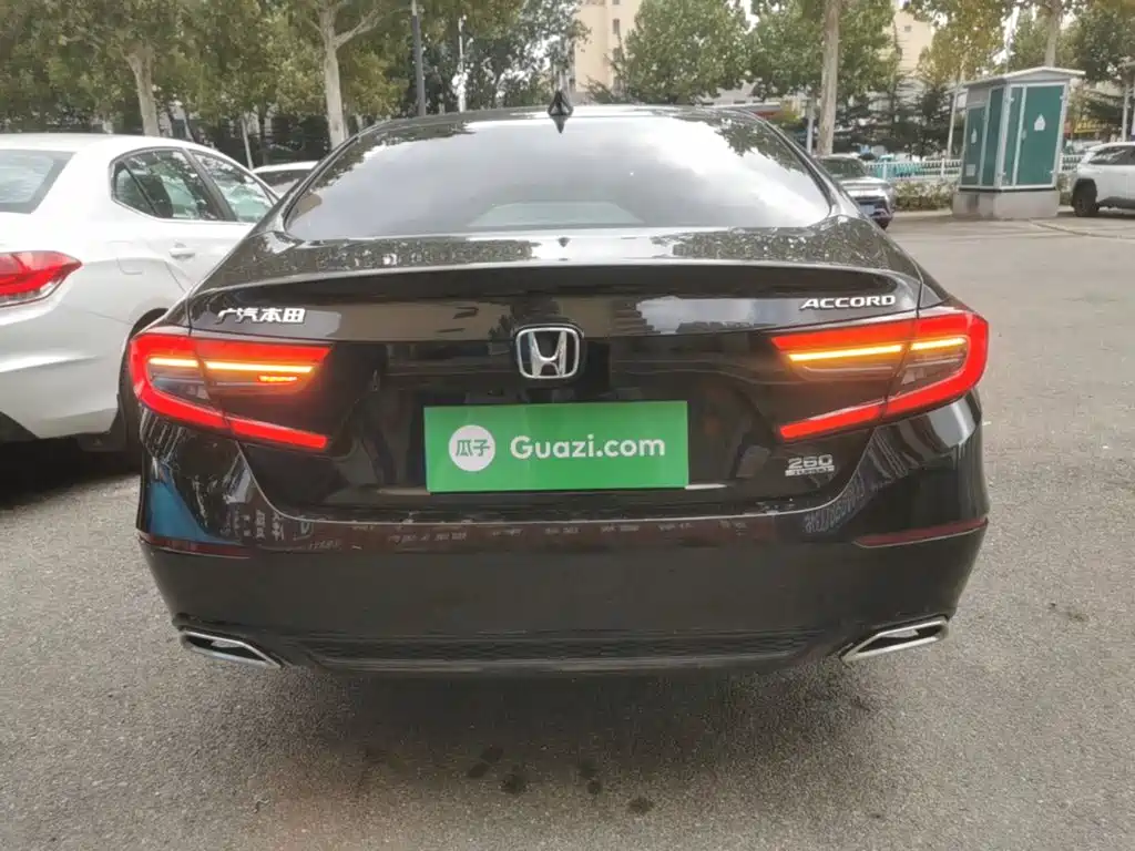 Honda Accord — миниатюра 6