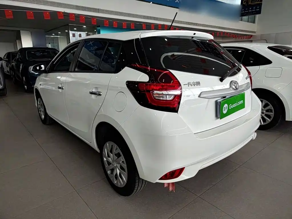 Toyota Vios FS — миниатюра 5