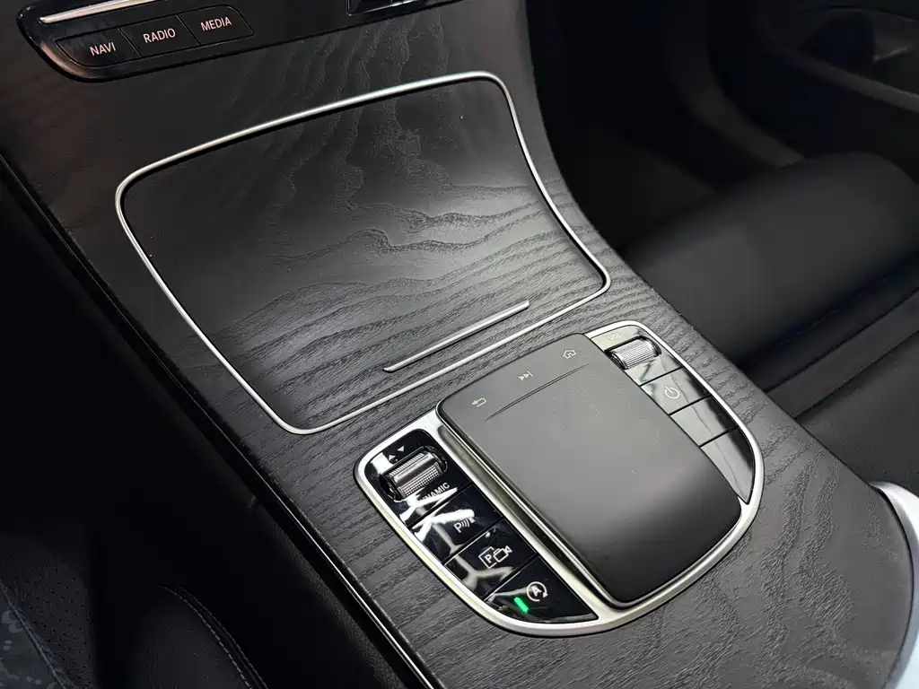 Mercedes-Benz C-Class — миниатюра 31