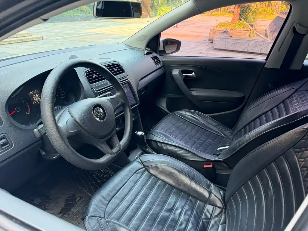 Volkswagen Polo — миниатюра 10