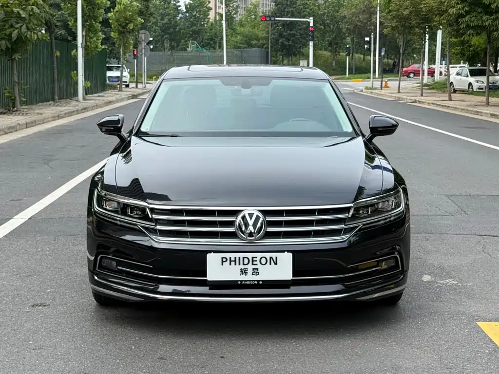 Volkswagen Phideon — миниатюра 2