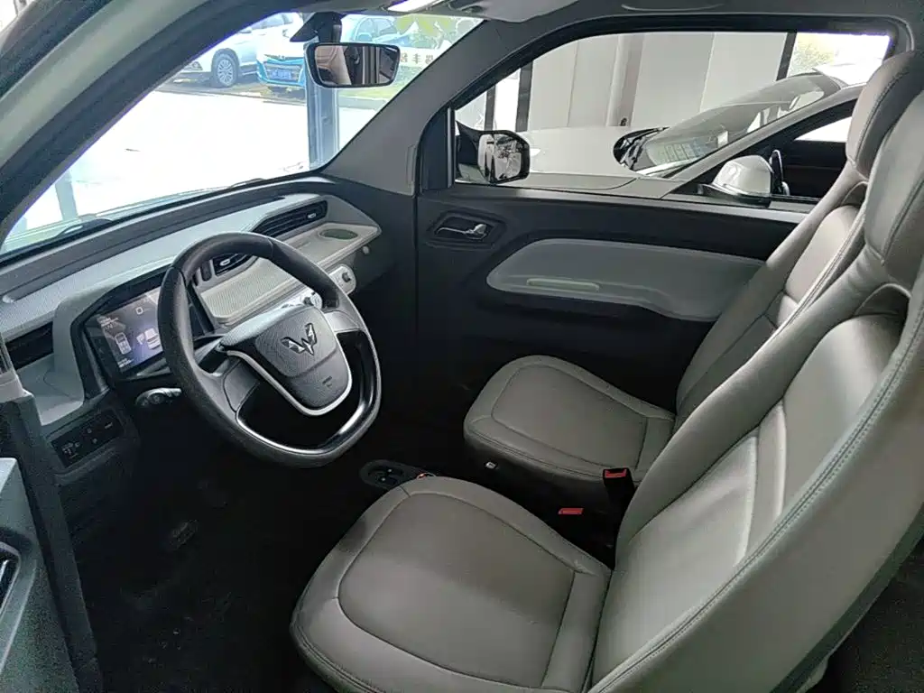 Wuling MINIEV — миниатюра 15