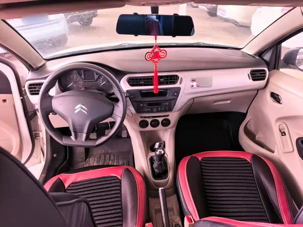 Citroen Elysee — миниатюра 10