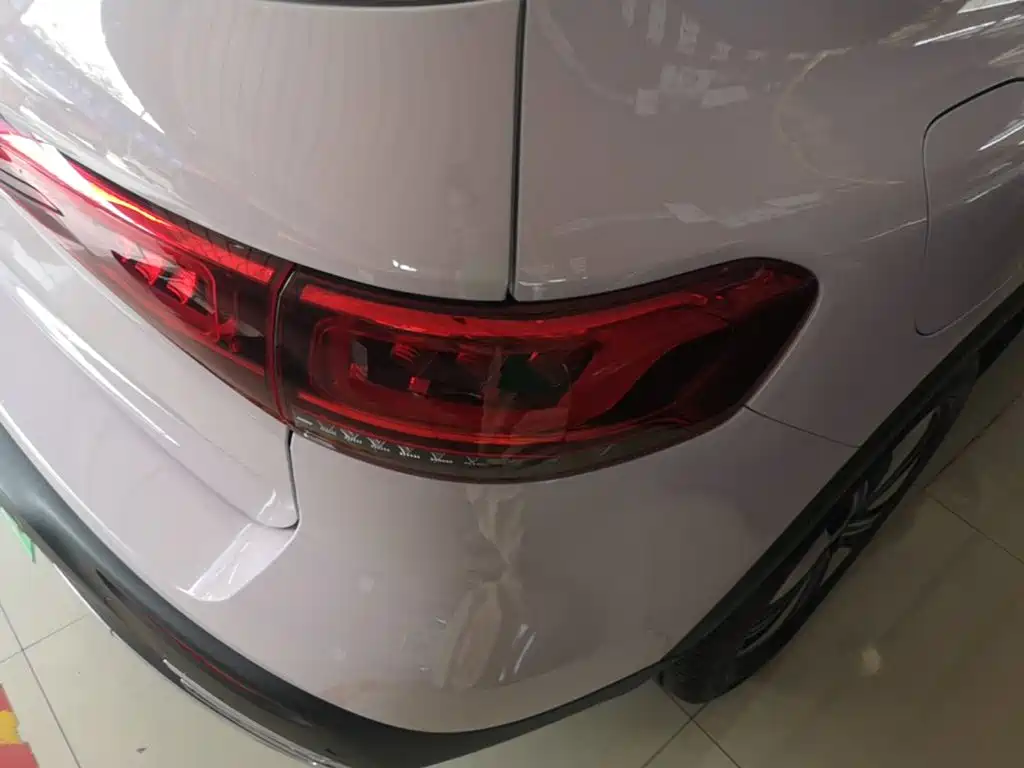 Mercedes-Benz EQB — миниатюра 8