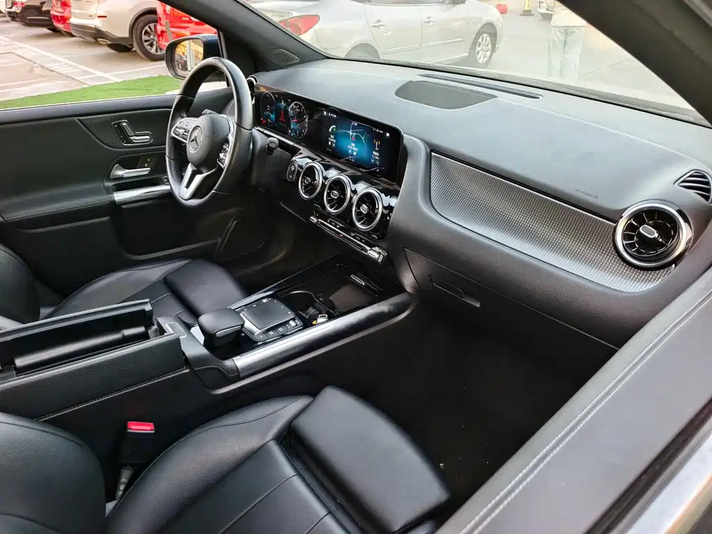 MERCEDES-BENZ B CLASS