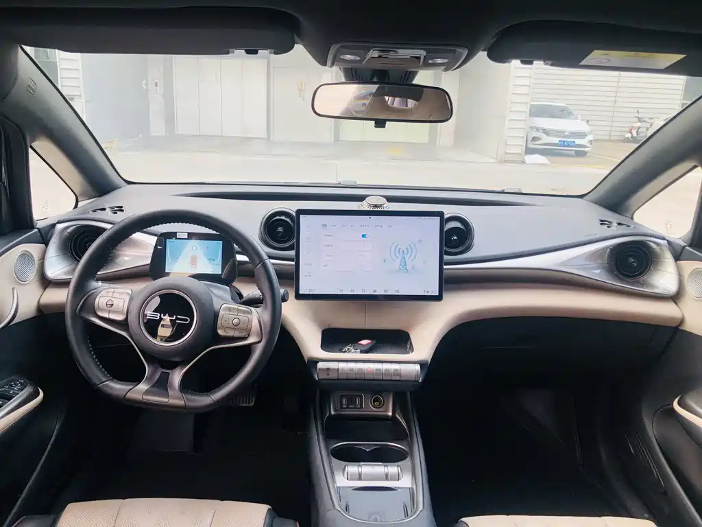 BYD Dolphin — миниатюра 12
