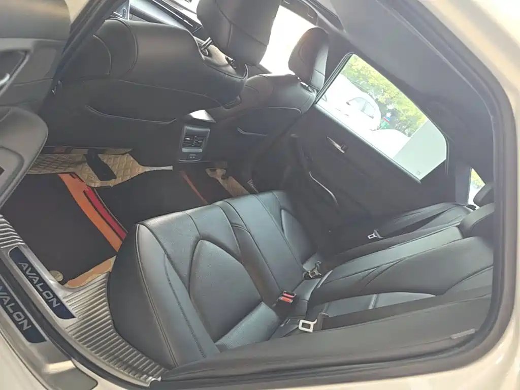 Toyota Avalon — миниатюра 17