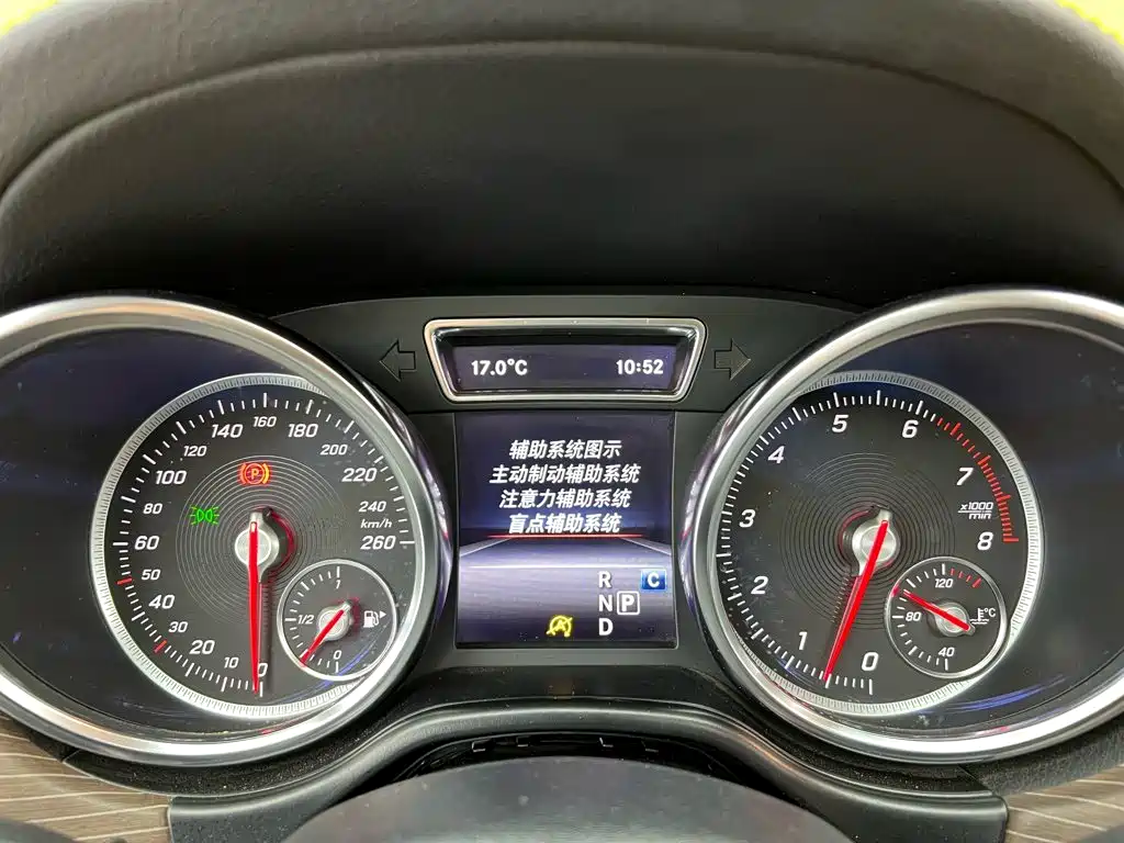 Mercedes-Benz GLE (Import) — миниатюра 17