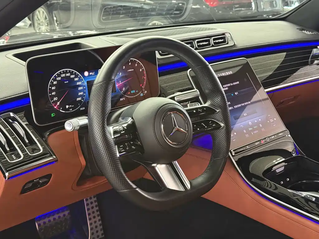 Mercedes-Benz S-Class — миниатюра 14