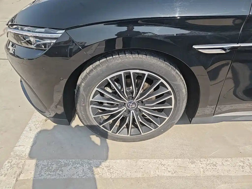 BYD Han — миниатюра 23