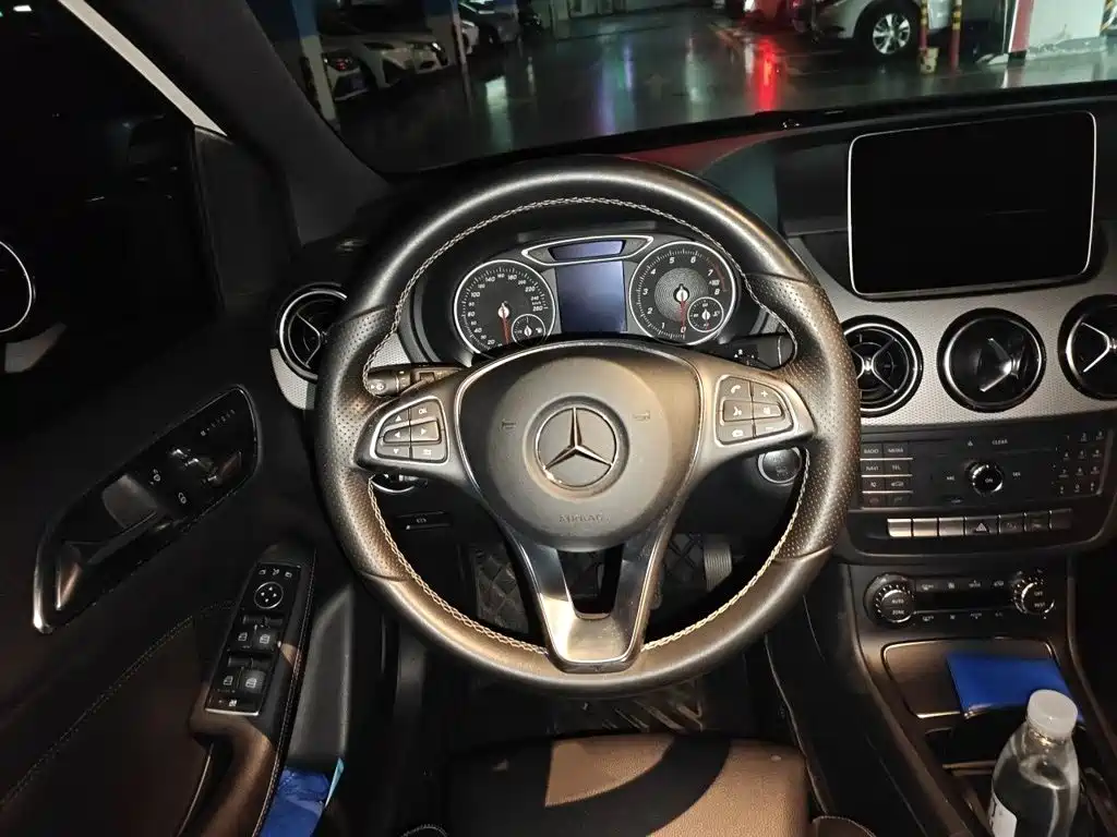 Mercedes-Benz B-Class — миниатюра 3