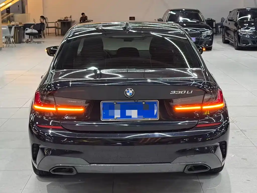 BMW 3 Series — миниатюра 5