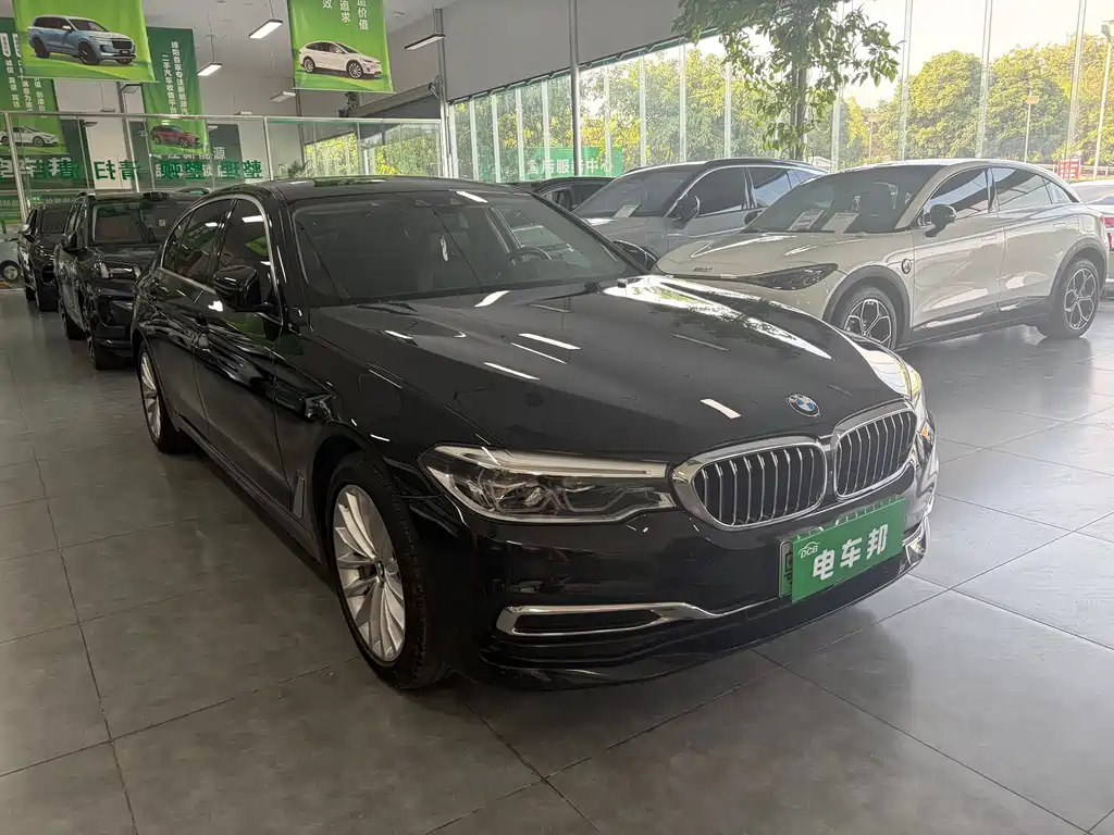 BMW 5 Series New Energy — миниатюра 3