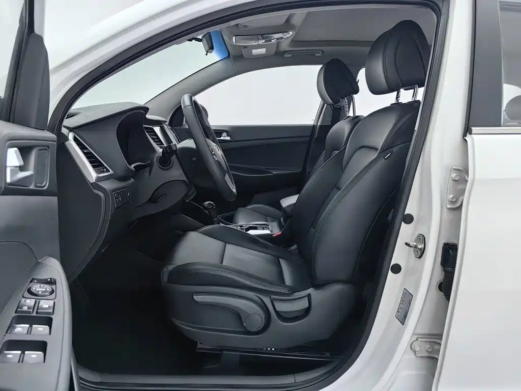 Hyundai Tucson — миниатюра 10