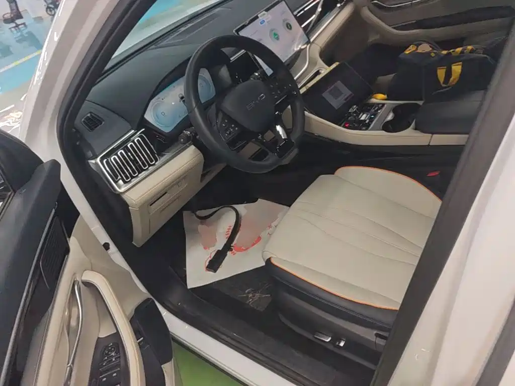 BYD PLUS New Energy — миниатюра 15