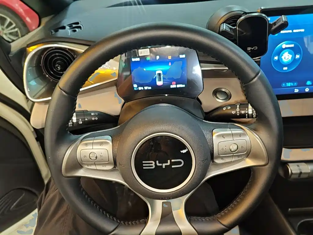 BYD Dolphin — миниатюра 11