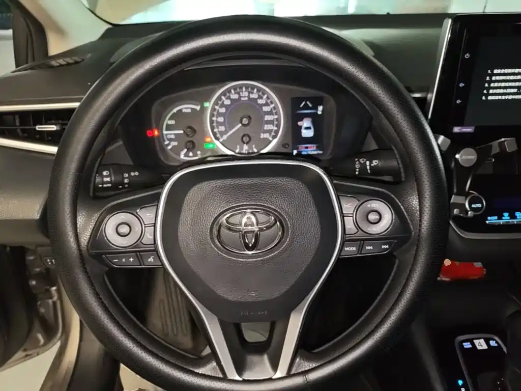 Toyota Corolla — миниатюра 11