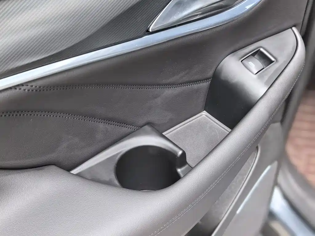 Buick Enclave — миниатюра 15