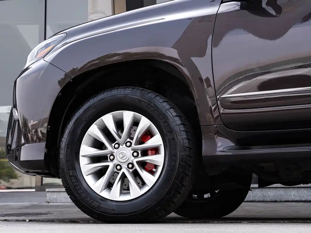 Lexus GX — миниатюра 8