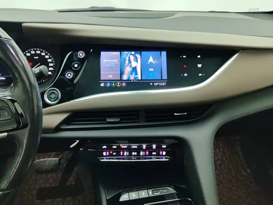 Buick Enclave — миниатюра 13