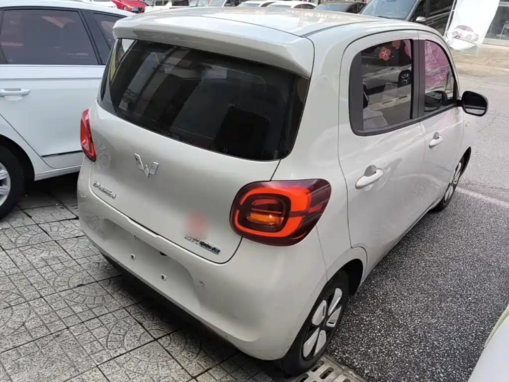 Wuling MINIEV — миниатюра 7