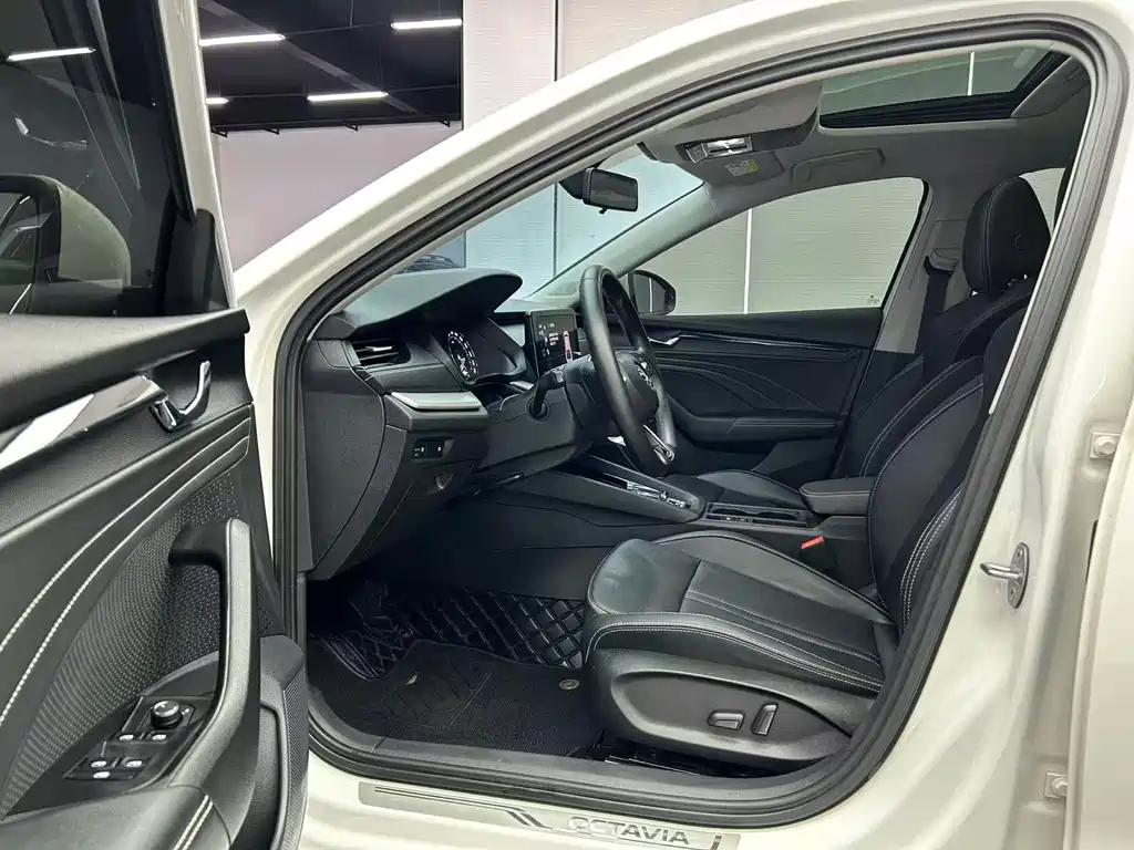 Skoda Octavia 2022 PRO TSI280 Premium