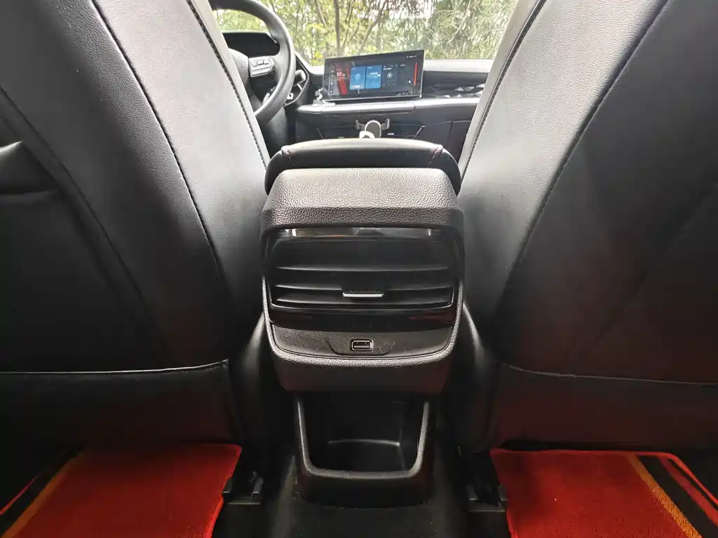 MG MG5 180DVVT CVT Youth Luxury Edition, фото 18