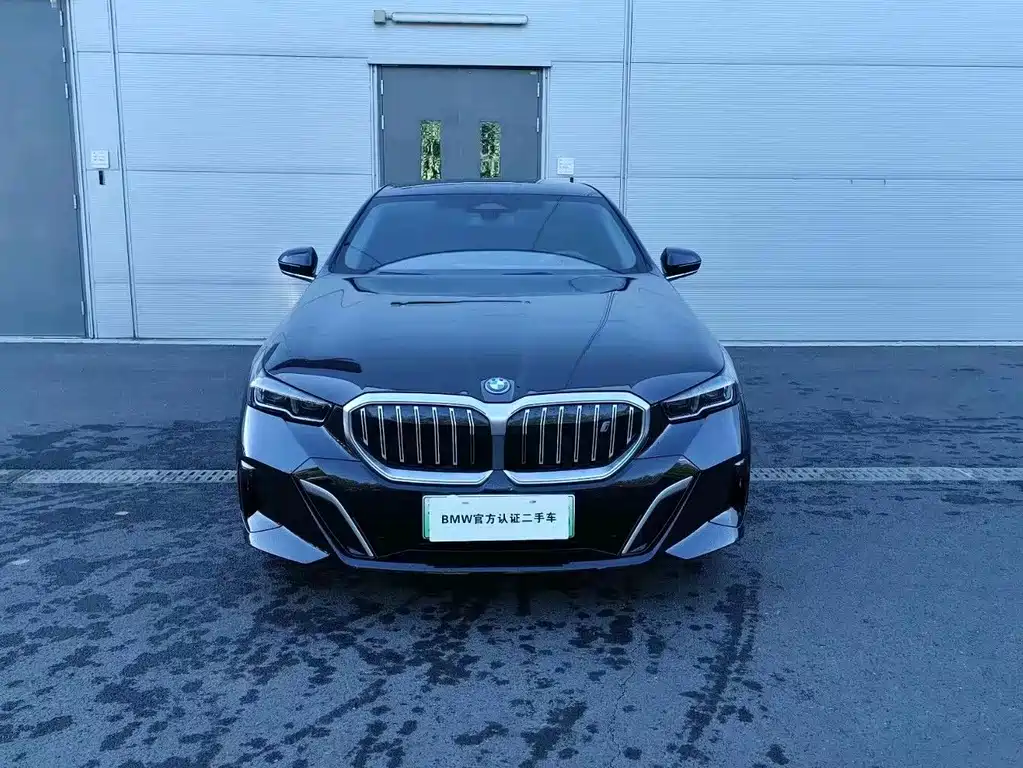 BMW i5 — миниатюра 2