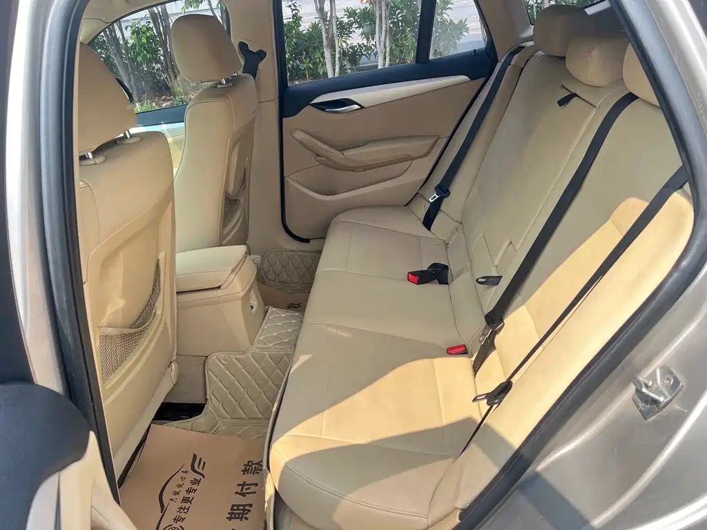 BMW X1 (Import) — миниатюра 15