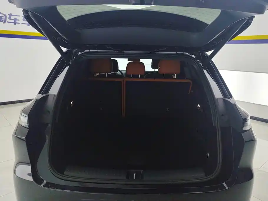 Li Auto Li L6 — миниатюра 4