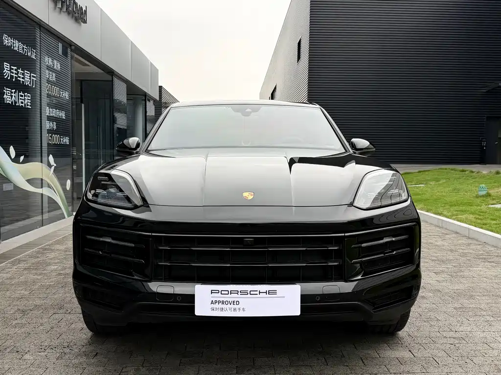 Porsche Cayenne — миниатюра 6