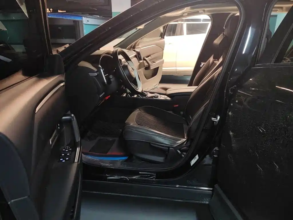 Mazda CX-50 2024 Черный из Китая