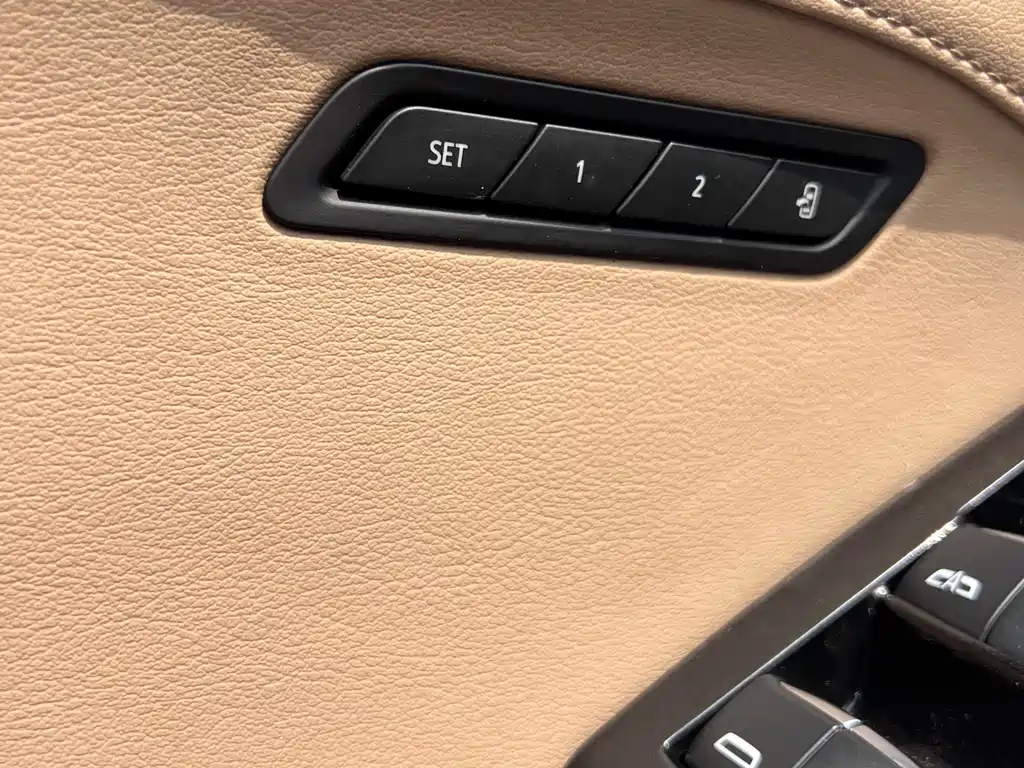 Cadillac CT5 — миниатюра 9