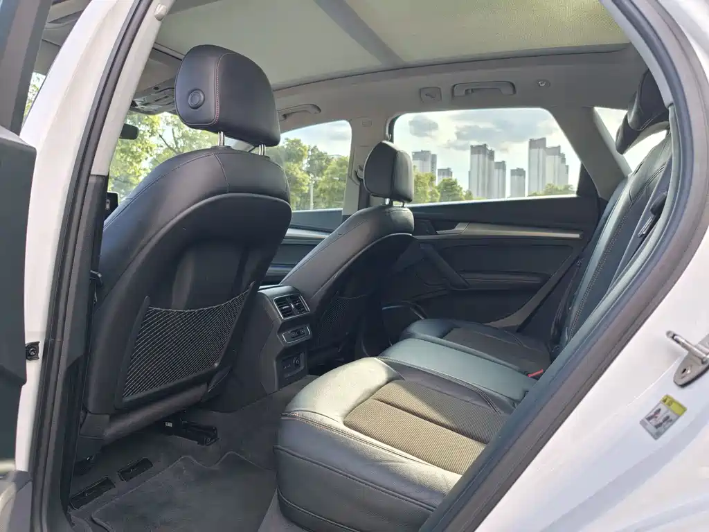 Audi Q5L — миниатюра 16