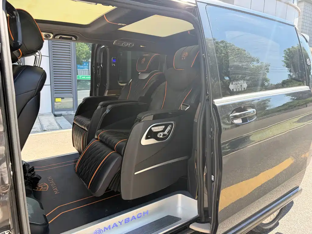 Mercedes-Benz V-Class — миниатюра 11
