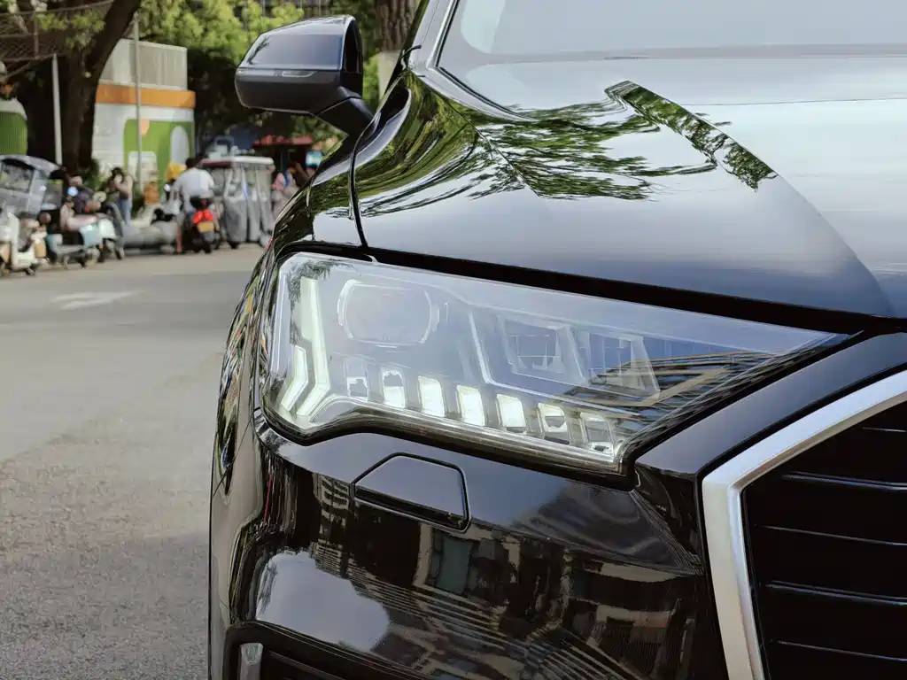 Audi Q7 2022 55 TFSI quattro S line Sport
