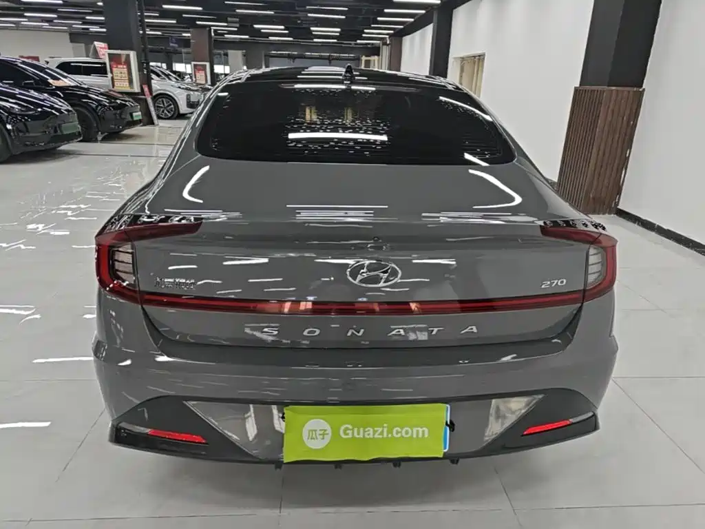 Hyundai Sonata — миниатюра 6