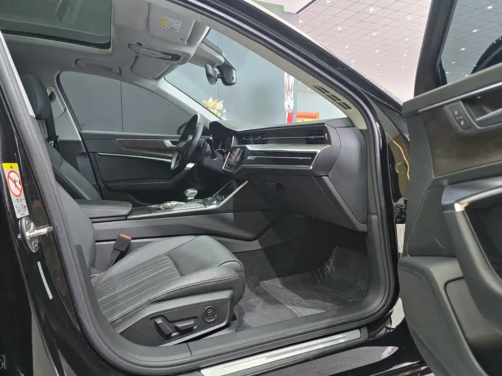 Audi A6L — миниатюра 8