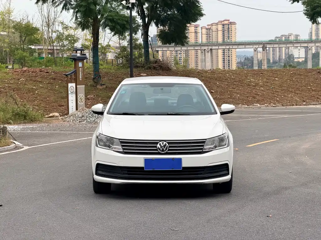 Volkswagen Lavida — миниатюра 2