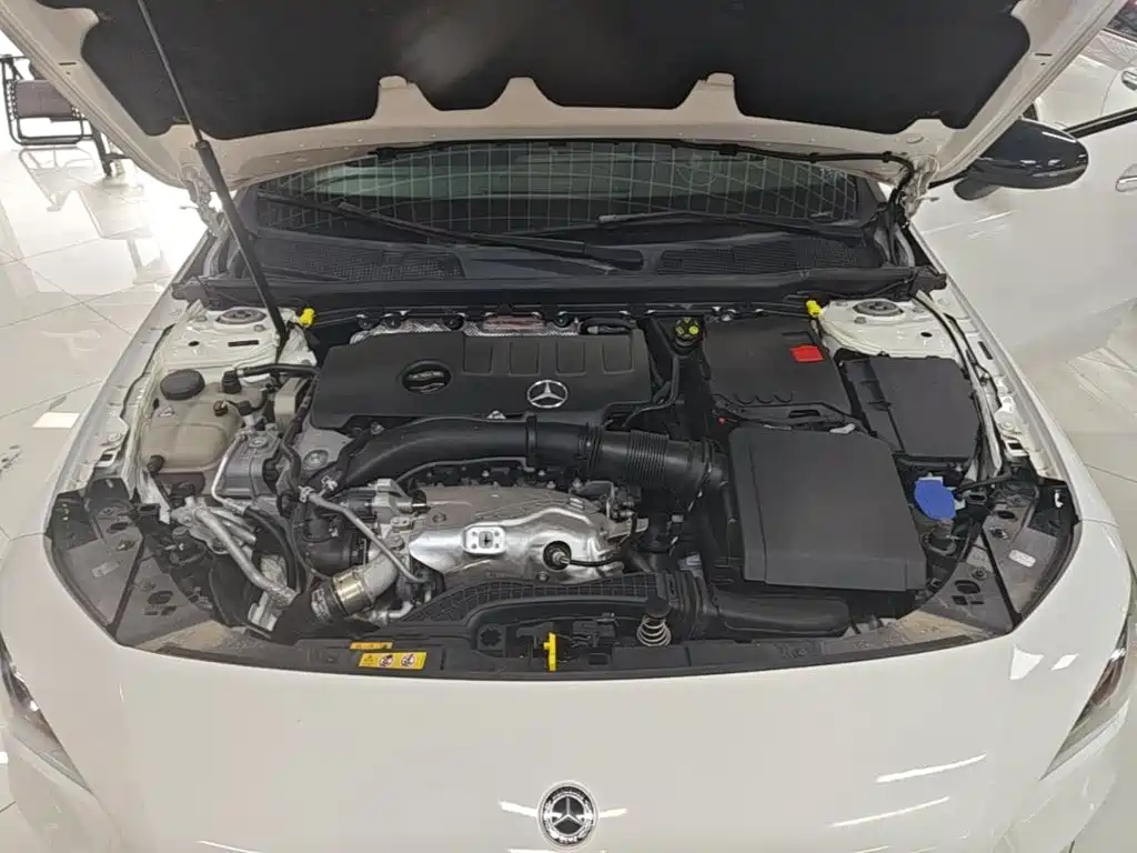 Mercedes-Benz CLA (Import) — миниатюра 20
