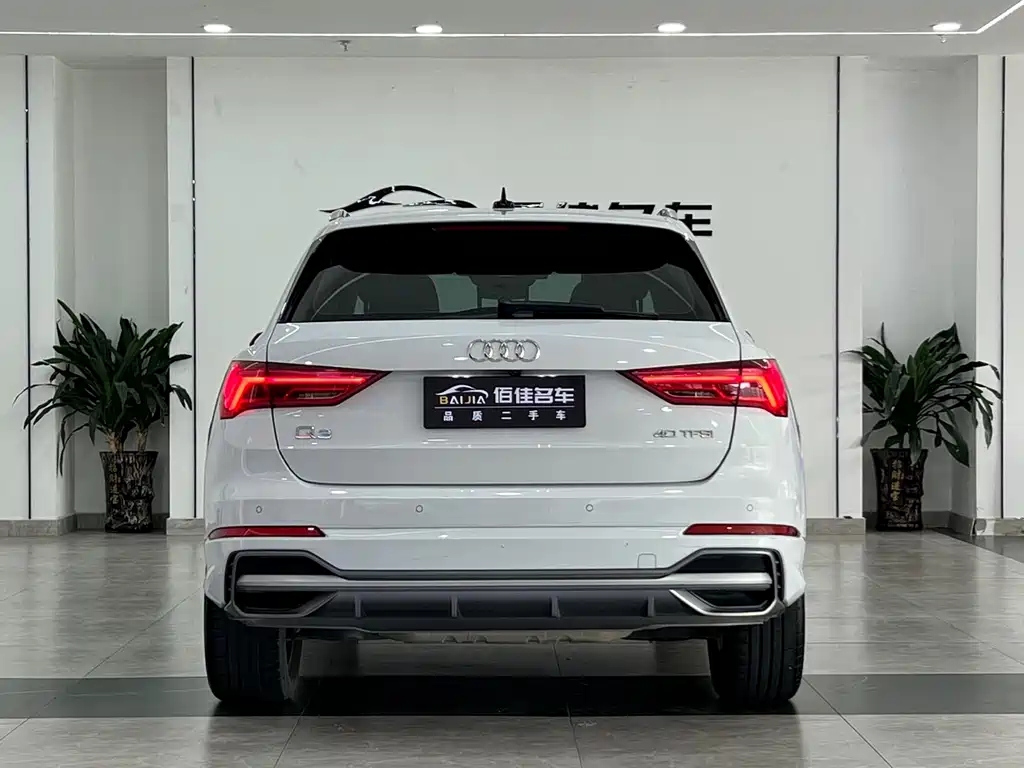 Audi Q3 2022 40 TFSI Fashion