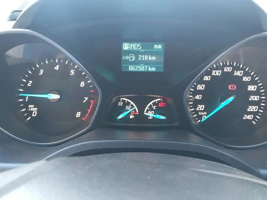 Ford Kuga — миниатюра 13