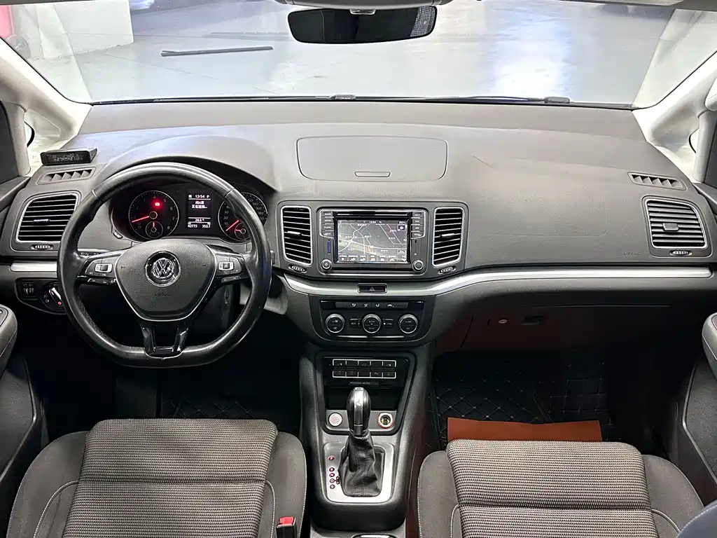 Volkswagen Sharan — миниатюра 8