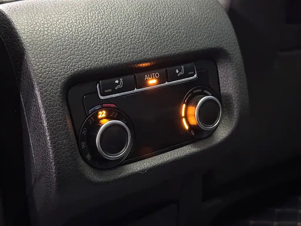 Volkswagen Sharan — миниатюра 22