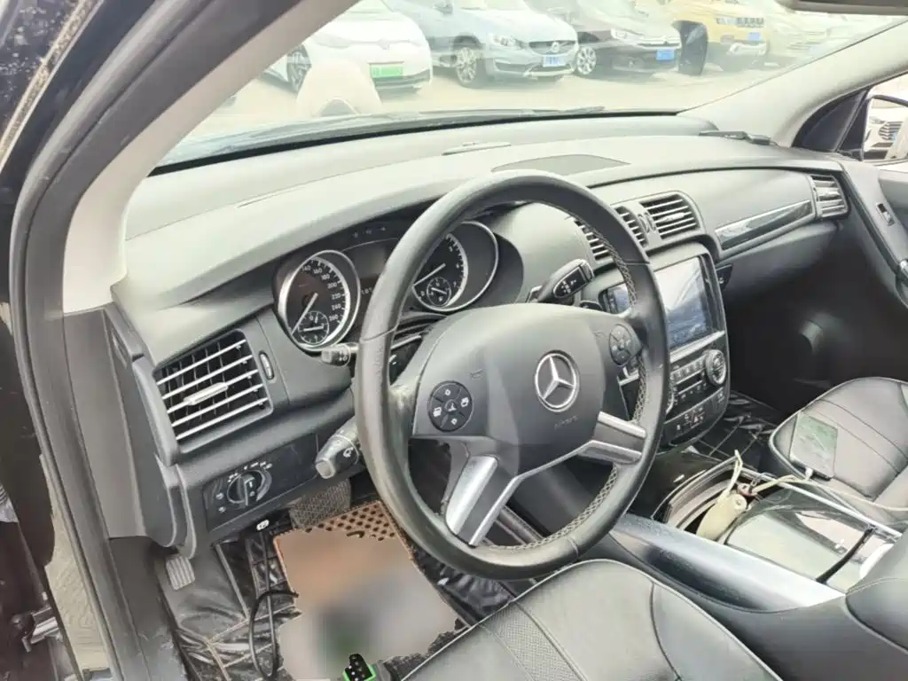Mercedes-Benz R-Class — миниатюра 10