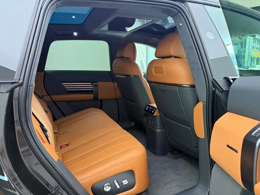 Audi E7X — миниатюра 9