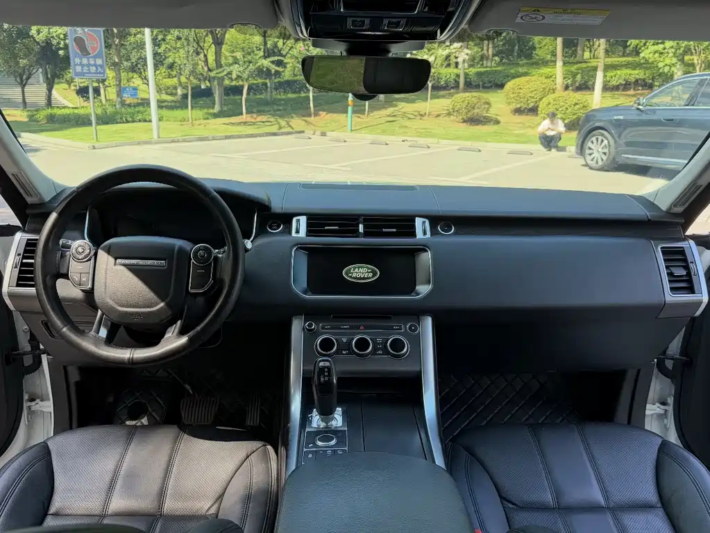 Land Rover Sport — миниатюра 6